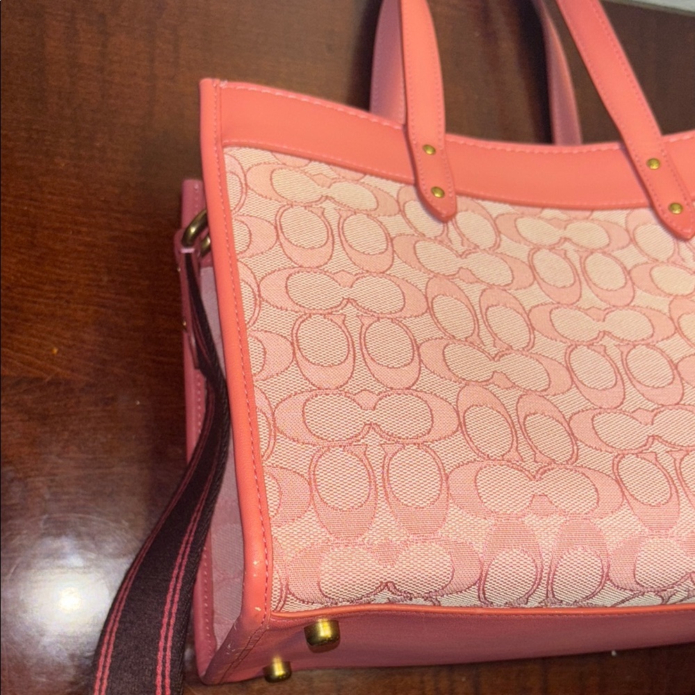 Coach Field Tote 30 In Signature Jacquard in Taffy Taffy - Picture 10 of 10